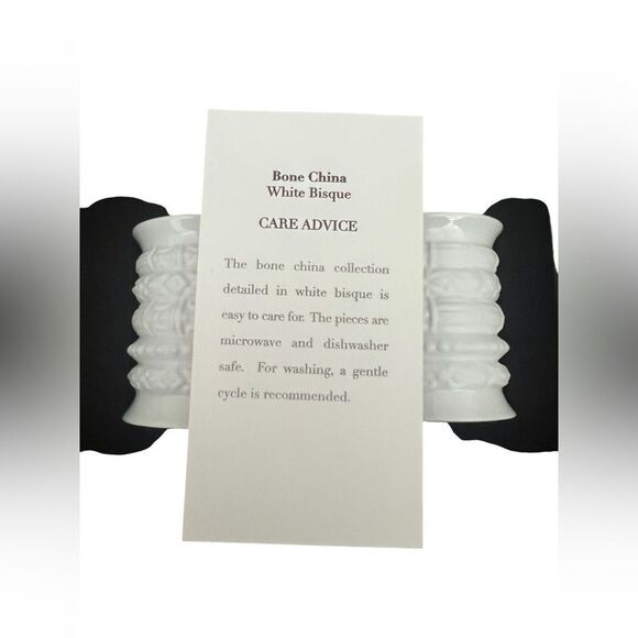 KATY BRISCOE Salt & Pepper Shakers - Picture 5 of 6